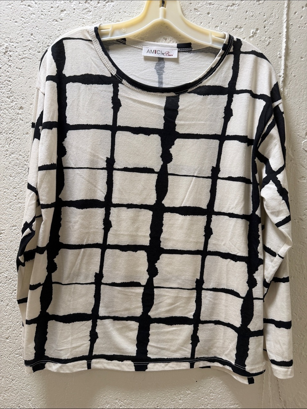 Black & White Grid Long-Sleeve Top